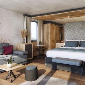 Junior Suite Mountain View
